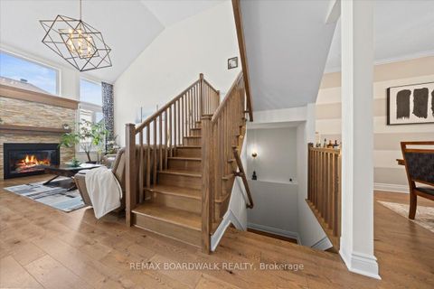 Photo 9 at 330 Bobolink Ridge, Emerald Meadows/Trailwest, Kanata