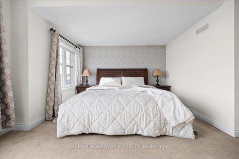 Photo 31 at 330 Bobolink Ridge, Emerald Meadows/Trailwest, Kanata