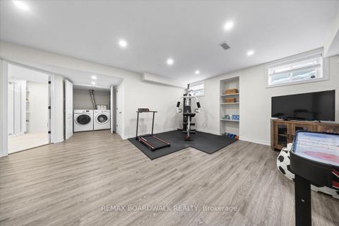 Photo 41 at 330 Bobolink Ridge, Emerald Meadows/Trailwest, Kanata