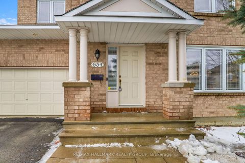 Photo 1 at 634 Aquaview Drive, Avalon East, Orleans