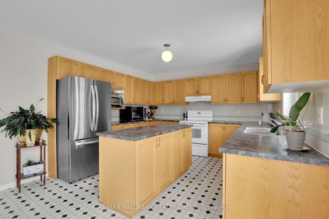 Photo 12 at 634 Aquaview Drive, Avalon East, Orleans