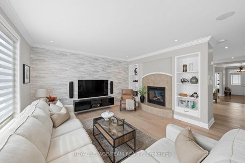 Photo 10 at 144 Whernside Terrace, Morgan's Grant/South March, Kanata