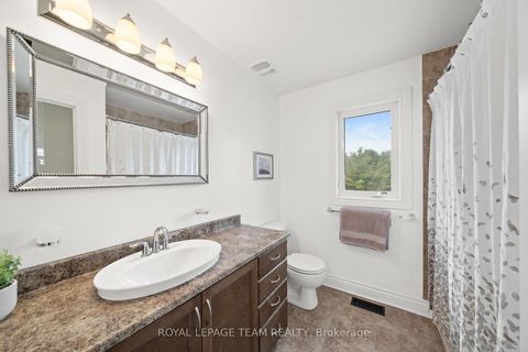 Photo 34 at 144 Whernside Terrace, Morgan's Grant/South March, Kanata