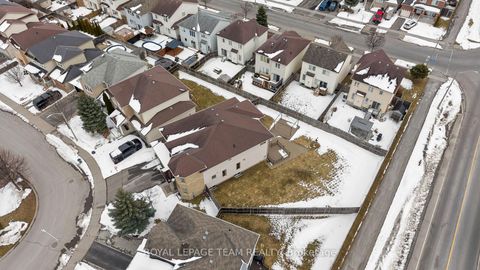 Photo 48 at 144 Whernside Terrace, Morgan's Grant/South March, Kanata