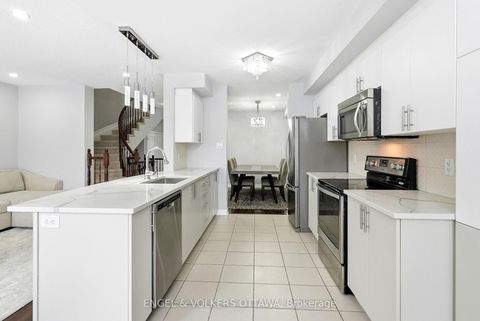 Photo 6 at 476 Barrick Hill Road, Emerald Meadows/Trailwest, Kanata