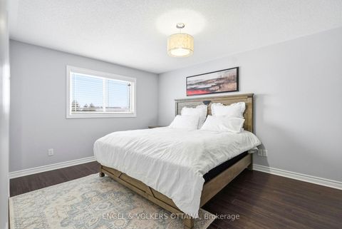 Photo 8 at 476 Barrick Hill Road, Emerald Meadows/Trailwest, Kanata
