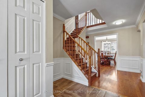 Photo 3 at 8 Huntsman Crescent, Bridlewood, Kanata