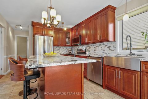 Photo 6 at 8 Huntsman Crescent, Bridlewood, Kanata