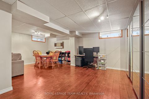 Photo 27 at 8 Huntsman Crescent, Bridlewood, Kanata