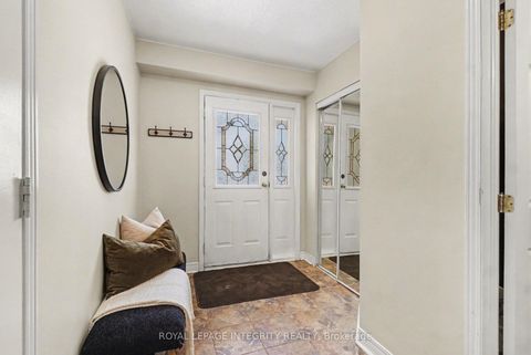 Photo 4 at 52 Blackdome Crescent, Kanata Lakes/Heritage Hills, Kanata