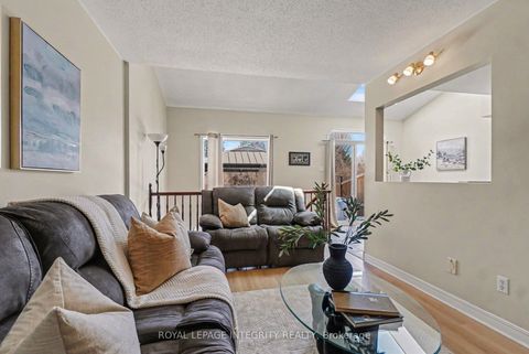 Photo 5 at 52 Blackdome Crescent, Kanata Lakes/Heritage Hills, Kanata