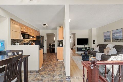 Photo 10 at 52 Blackdome Crescent, Kanata Lakes/Heritage Hills, Kanata