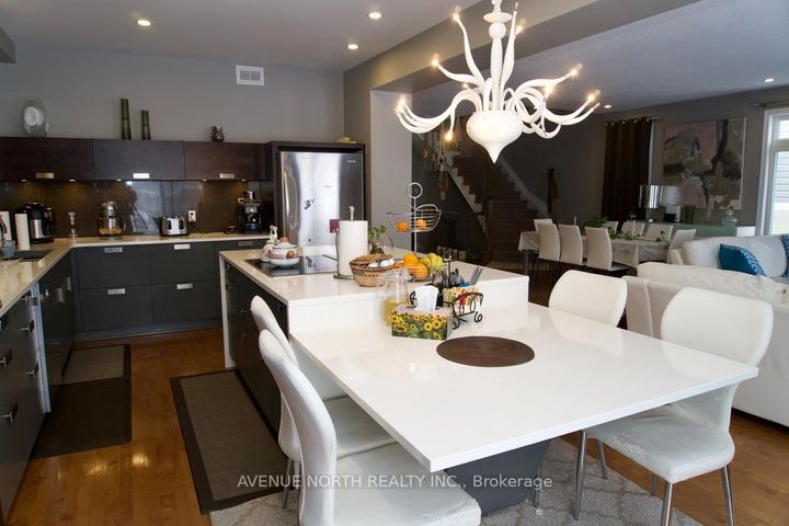 Photo 9 at 513 Egret Way, Nepean (Half Moon Bay), Ottawa