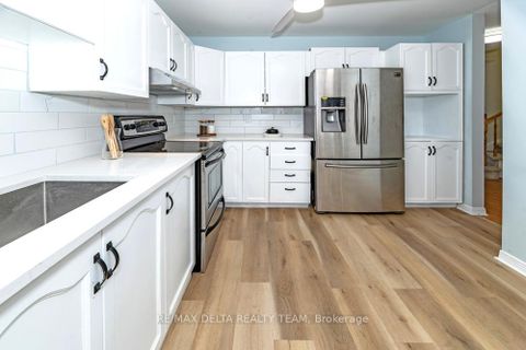 Photo 7 at 137 Bridlewood Drive S, Bridlewood, Kanata