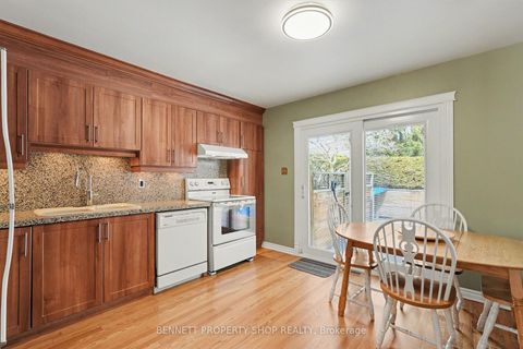 Photo 6 at 69 Longden Place, Bridlewood, Kanata