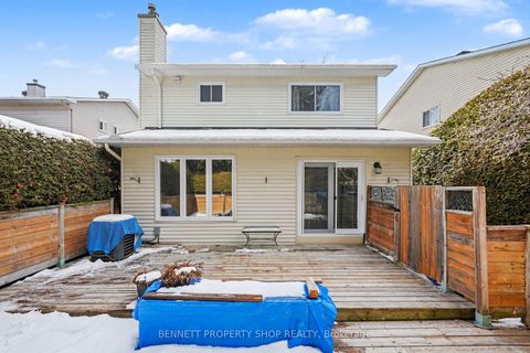 Photo 15 at 69 Longden Place, Bridlewood, Kanata