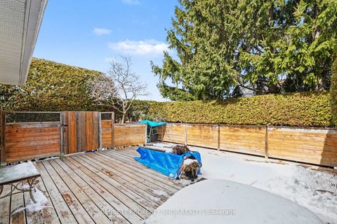 Photo 16 at 69 Longden Place, Bridlewood, Kanata