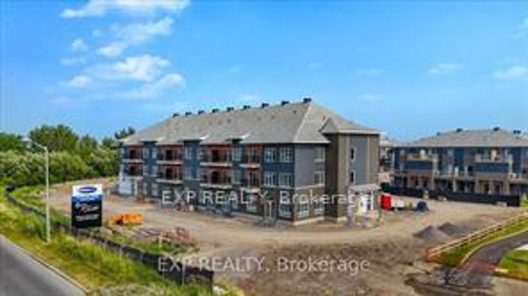 305 - 2376 Tenth Line Road, Avalon West, Orleans 2