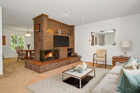 Photo 5 at 136 Grey Stone Drive, Huntley Ward (South West), Carp