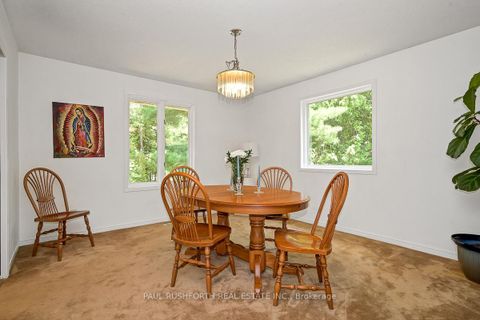 Photo 7 at 136 Grey Stone Drive, Huntley Ward (South West), Carp