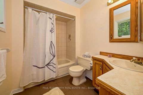 Photo 12 at 136 Grey Stone Drive, Huntley Ward (South West), Carp