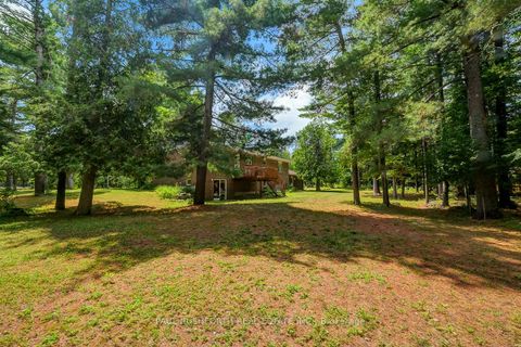 Photo 30 at 136 Grey Stone Drive, Huntley Ward (South West), Carp