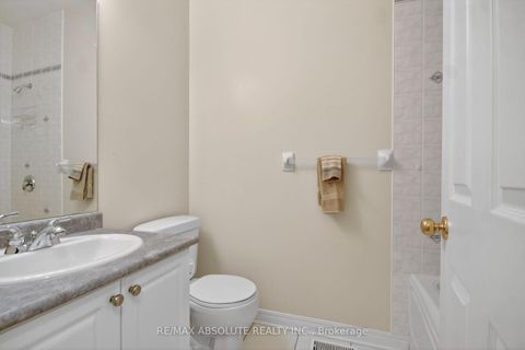 Photo 4 at 17 Ammolite Street, Stittsville (Central), Stittsville