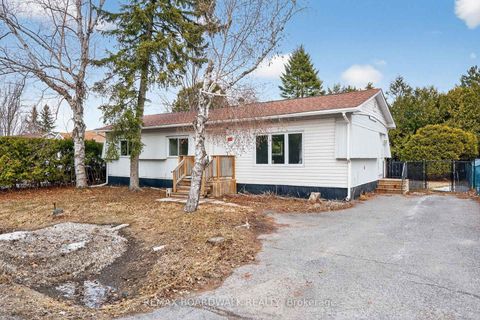 Photo 1 at 10 Fringewood Drive, Fringewood, Stittsville