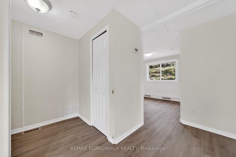 Photo 3 at 10 Fringewood Drive, Fringewood, Stittsville