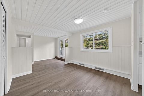 Photo 8 at 10 Fringewood Drive, Fringewood, Stittsville