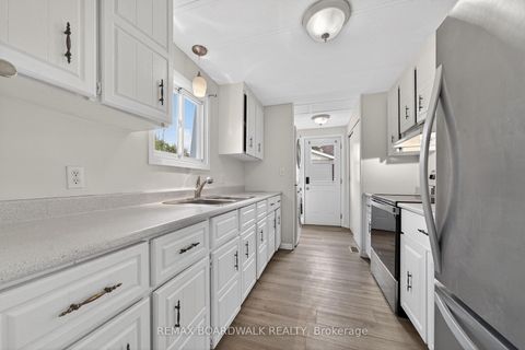 Photo 10 at 10 Fringewood Drive, Fringewood, Stittsville