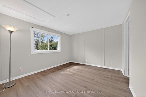 Photo 16 at 10 Fringewood Drive, Fringewood, Stittsville