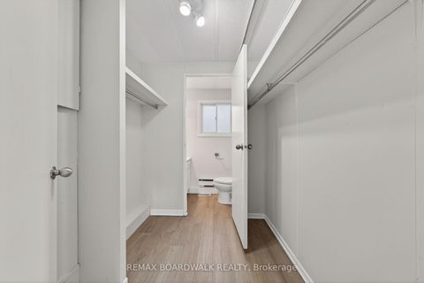 Photo 18 at 10 Fringewood Drive, Fringewood, Stittsville