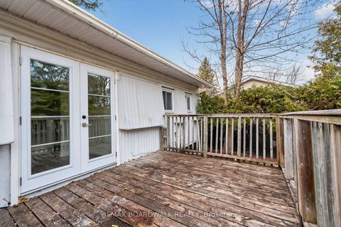 Photo 25 at 10 Fringewood Drive, Fringewood, Stittsville