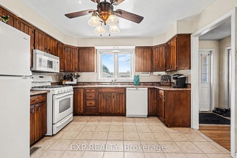 Photo 10 at 19 Jessie Drive, Perth