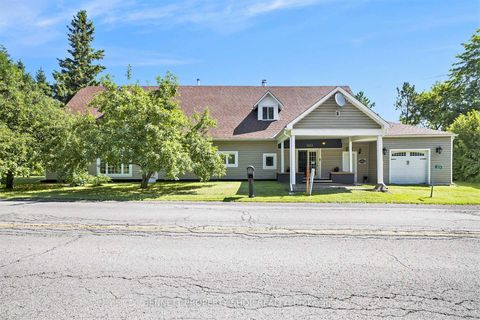 Photo 0 at 3834 Woodkilton Road, Dunrobin, Constance Bay