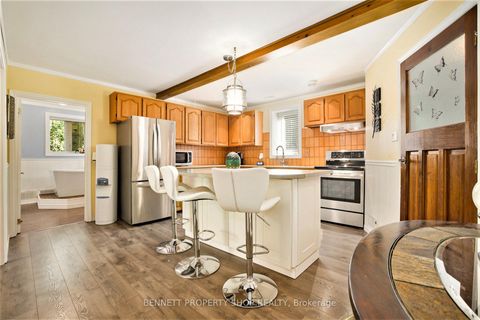 Photo 4 at 3834 Woodkilton Road, Dunrobin, Constance Bay