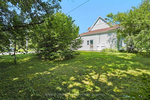 Photo 22 at 3834 Woodkilton Road, Dunrobin, Constance Bay