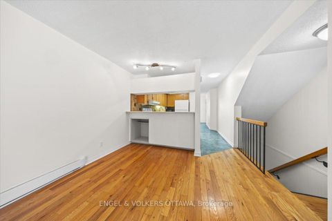 Photo 7 at A - 6748 Jeanne D'arc Boulevard N, Convent Glen North, Orleans