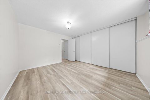 Photo 18 at A - 6748 Jeanne D'arc Boulevard N, Convent Glen North, Orleans