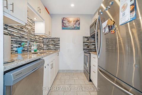 Photo 7 at 12 - 2610 Draper Avenue, Nepean (Redwood Park), Ottawa