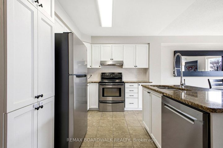 Photo 3 at 110 Prem Circle, Nepean (Cedargrove/Fraserdale), Ottawa