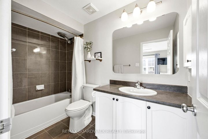 Photo 15 at 110 Prem Circle, Nepean (Cedargrove/Fraserdale), Ottawa