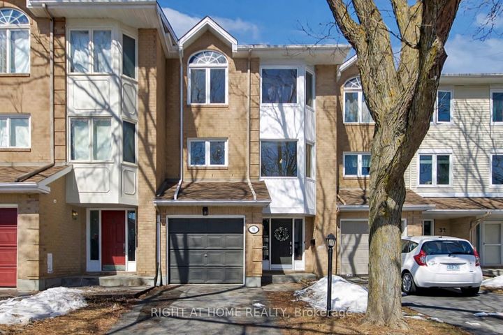 Photo 1 at 34 KENMARE Place, Nepean (Cedargrove/Fraserdale), Ottawa