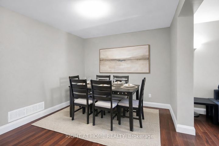 Photo 12 at 34 KENMARE Place, Nepean (Cedargrove/Fraserdale), Ottawa
