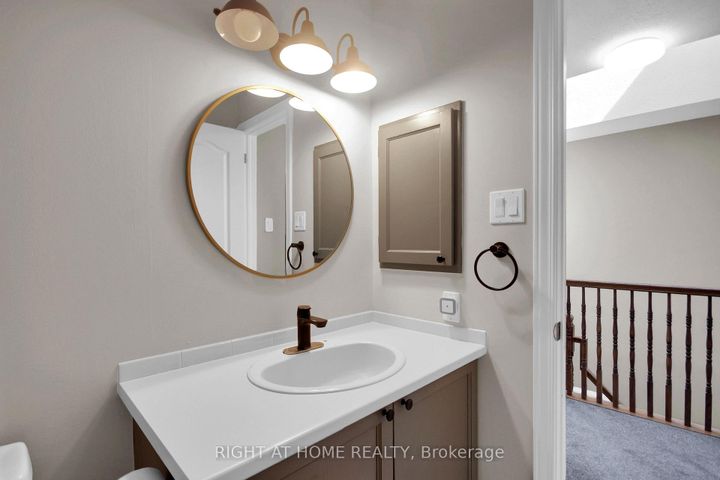 Photo 33 at 34 KENMARE Place, Nepean (Cedargrove/Fraserdale), Ottawa