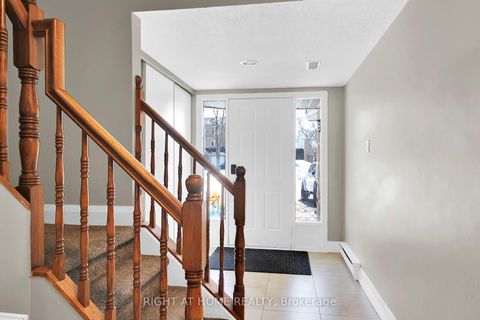 Photo 2 at 34 KENMARE Place, Nepean (Cedargrove/Fraserdale), Ottawa