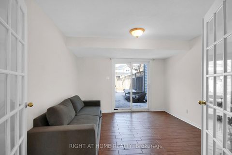 Photo 5 at 34 KENMARE Place, Nepean (Cedargrove/Fraserdale), Ottawa