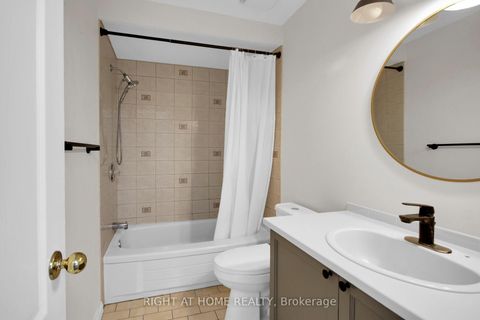 Photo 32 at 34 KENMARE Place, Nepean (Cedargrove/Fraserdale), Ottawa