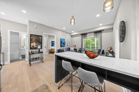 Photo 11 at 204 - 2370 Tenth Line Road, Avalon West, Orleans